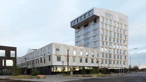 Clarion hotel air